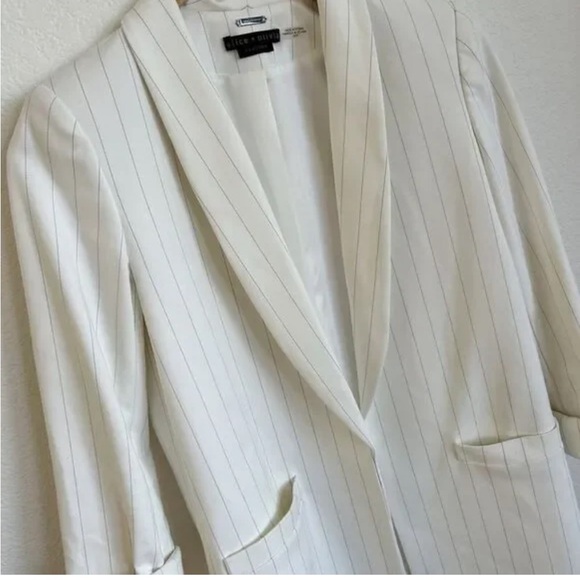Alice + Olivia Cream Pinstripe Jacket and Pants set - Picture 10 of 10